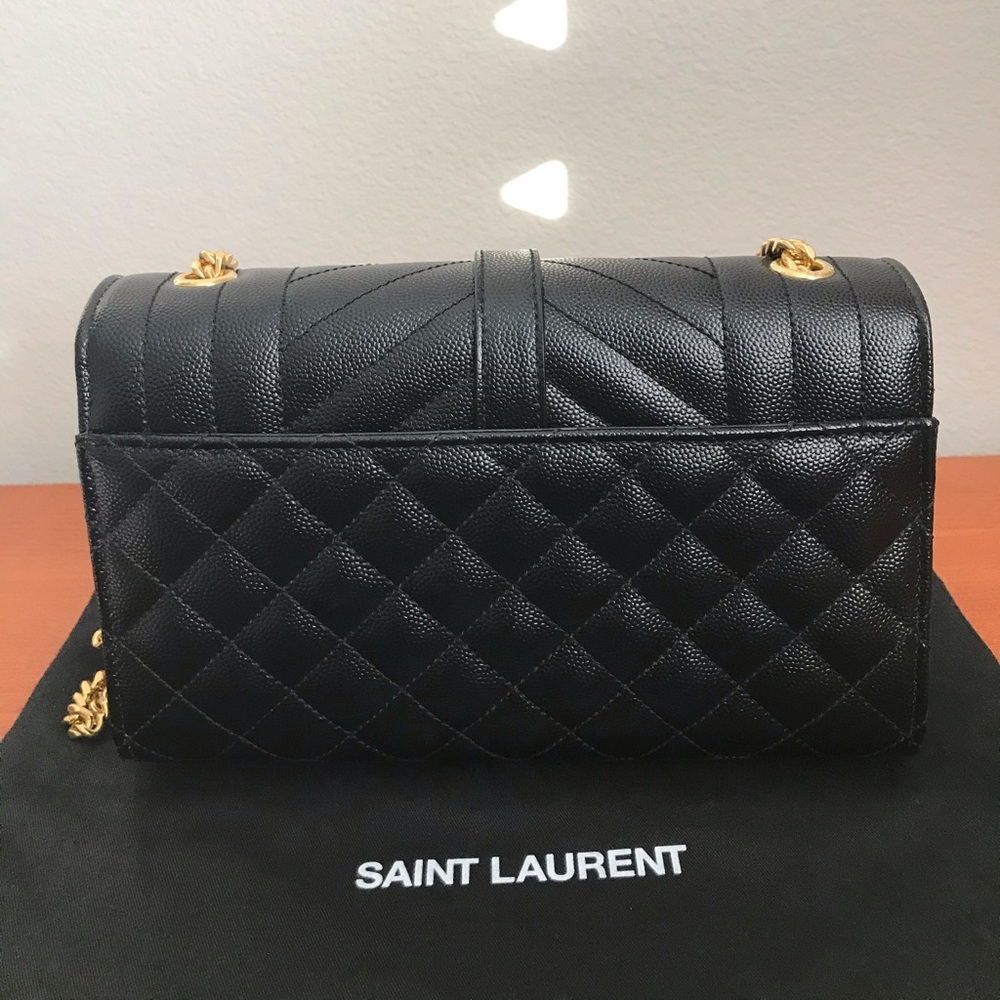 ✨SOLD✨2019 Saint Laurent Small Monogramme Envelope - Picture 2 of 8